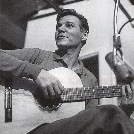 Easily Download Antonio Carlos Jobim Printable PDF piano music notes, guitar tabs for Piano & Vocal. Transpose or transcribe this score in no time - Learn how to play song progression.