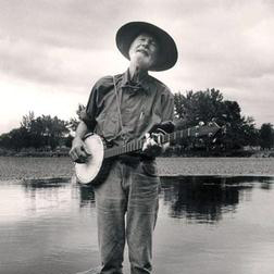 Pete Seeger 'Sailing Down My Golden River'